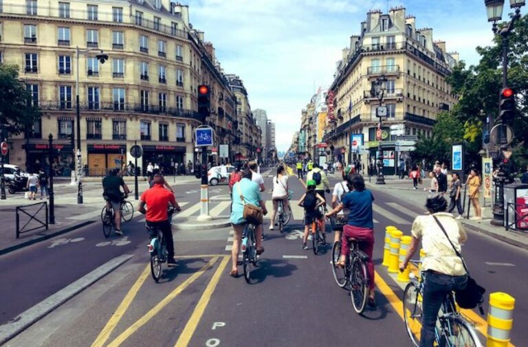 Paris : le sujet du vélo déraille